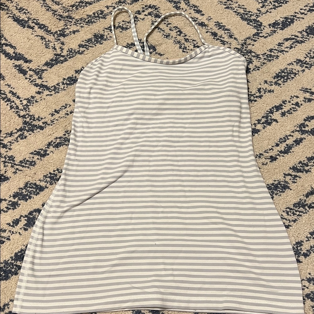 Lululemon power Y tank